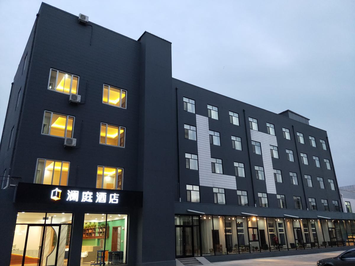 Lantern Hotel Хоххот Екстериор снимка