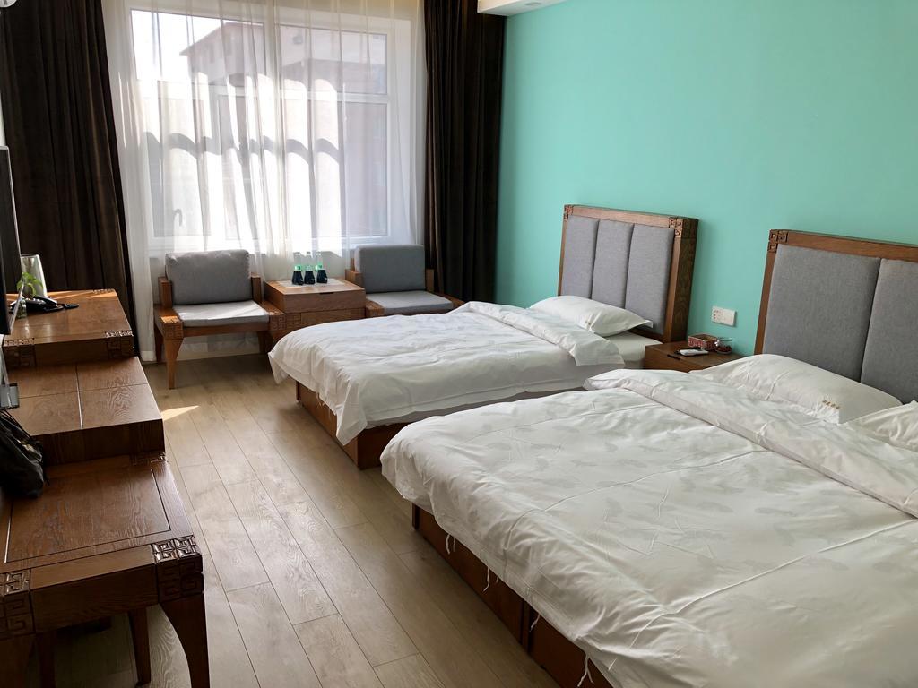 Lantern Hotel Хоххот Екстериор снимка