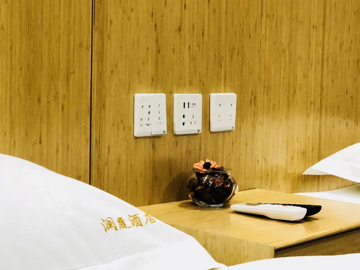 Lantern Hotel Хоххот Екстериор снимка
