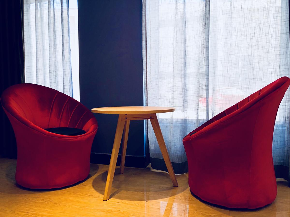 Lantern Hotel Хоххот Екстериор снимка