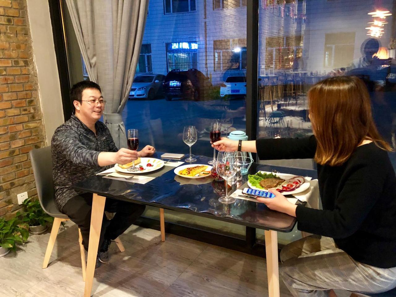 Lantern Hotel Хоххот Екстериор снимка